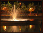 ночной фонтан